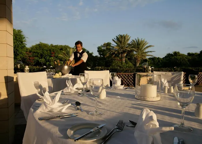 Avanti Hotel